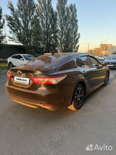 Toyota Camry 2.5 AT, 2019, 107 000 км