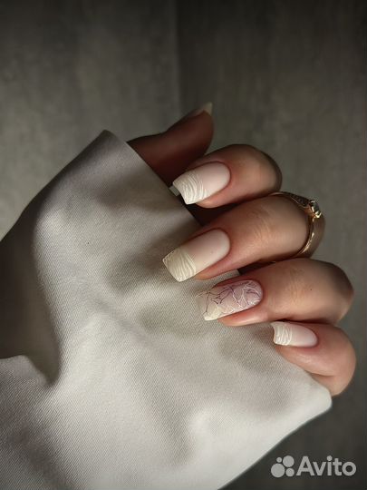 Мастер маникюра