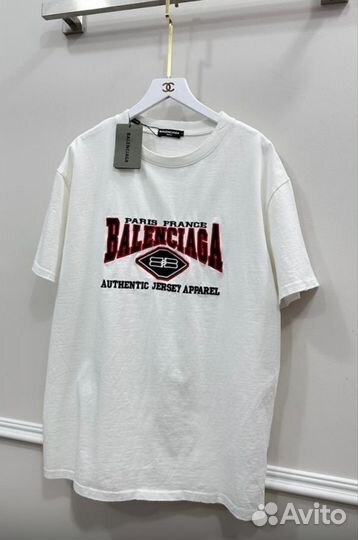 Футболка Balenciaga