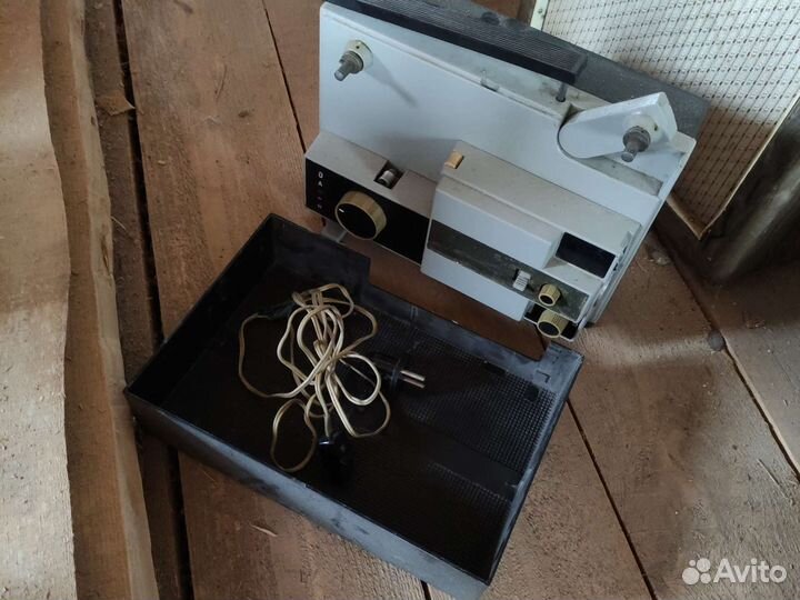 Кинопроектор