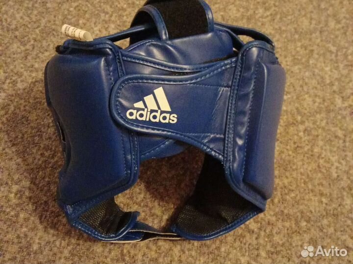 Боксерский шлем adidas