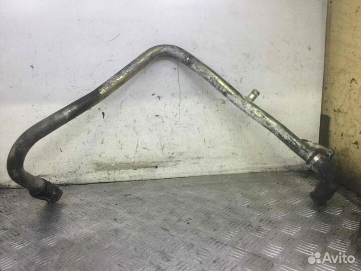 Трубка охлаждающей жидкости металлическая Мерседес