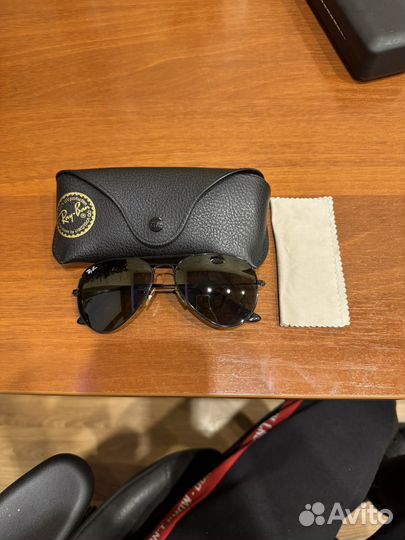 Солнцезащитные очки ray ban aviator