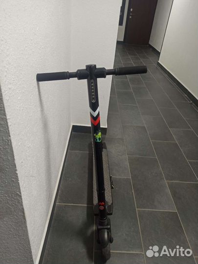 Электросамокат midway 0809