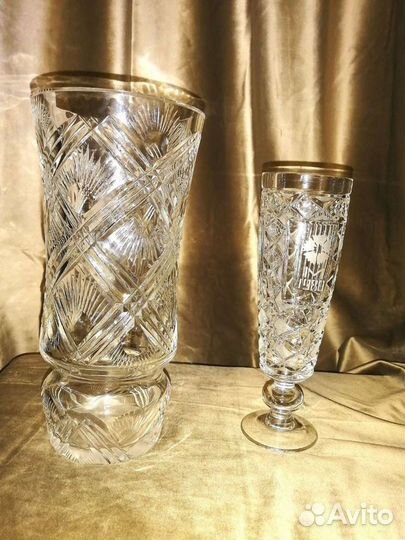 Ваза для цветов хрустальная