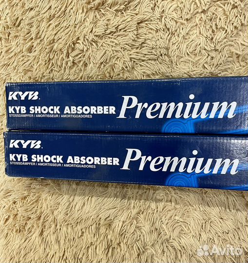 Амортизатор KYB Premium задний правый/левый 443134