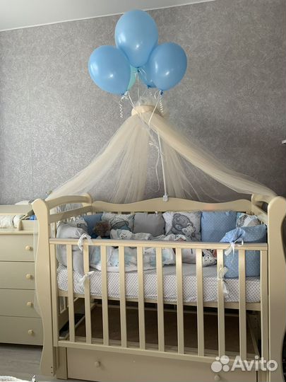 Детская кроватка