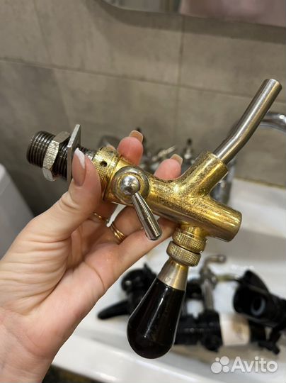 Пегас для пива, заборная головка