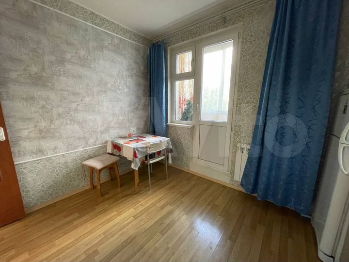 2-к. квартира, 57 м², 2/25 эт.