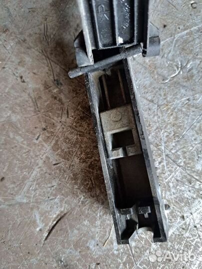 Трос капота Mercedes w220