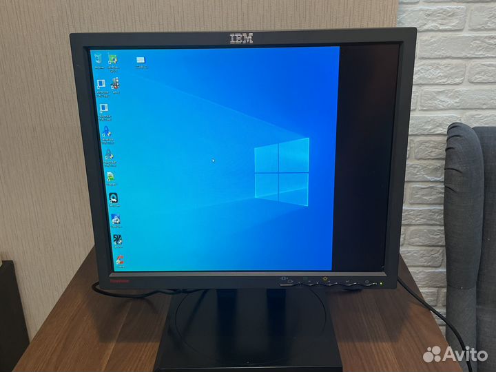 Монитор IBM thinkvision L180p
