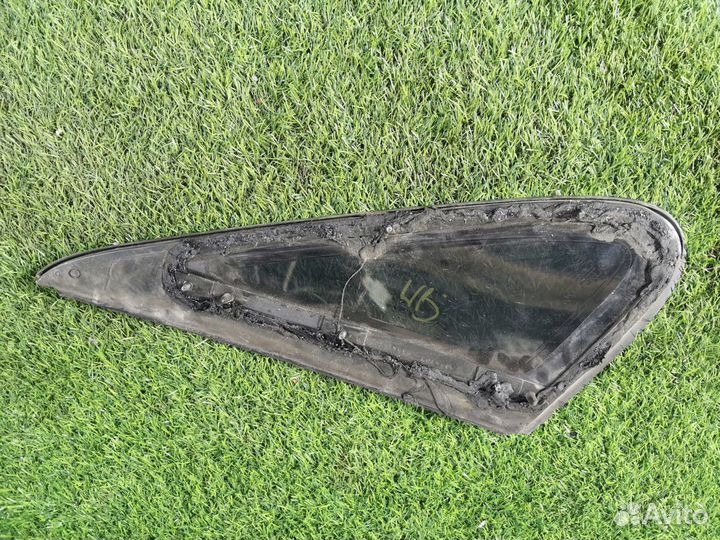 Форточка двери З.П. Saab 900