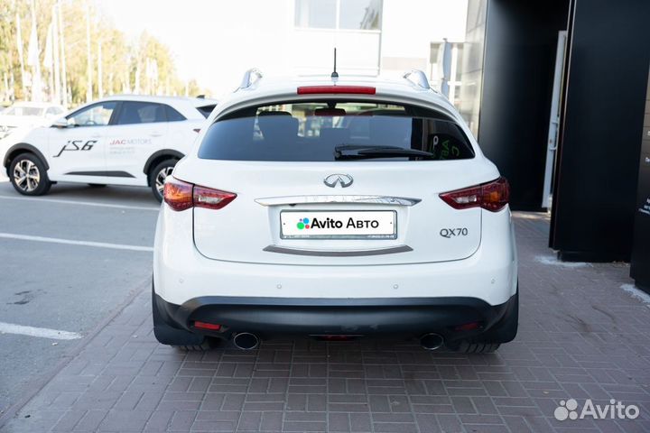 Infiniti QX70 3.0 AT, 2014, 171 000 км