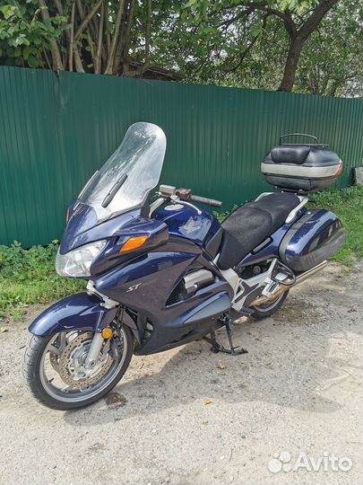 Honda st1300 pan-european