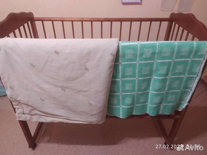 Детская кроватка
