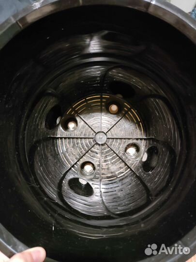 Горшок цветочный 16л белый напольный с колесиками