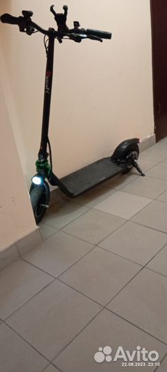 Самокат взрослый электрический бу