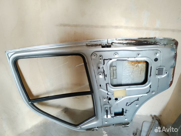 Дверь правая газель