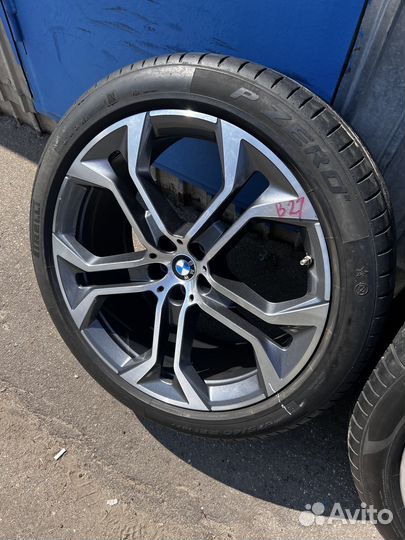 Комплект разношироких колёс Bmw X5 R21
