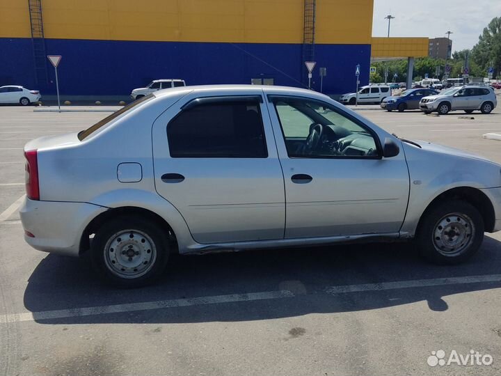 Renault Logan 1.6 МТ, 2015, 300 000 км