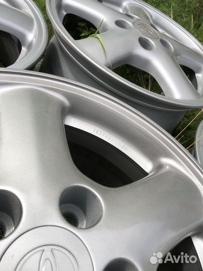 Диски разношироке toyota tourer jzx r16