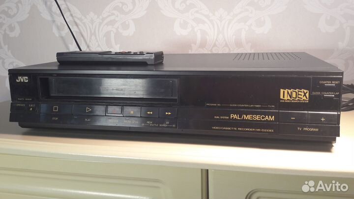 Видеомагнитофон JVC HR-D210EE