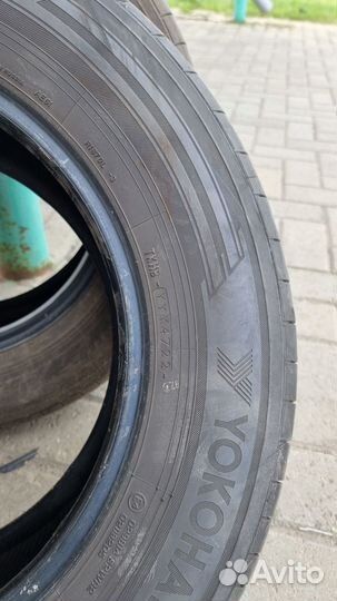 Yokohama BluEarth-XT AE61 215/65 R16 98H