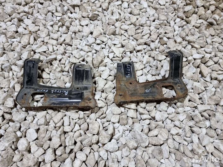 Брызговик Паджеро 4