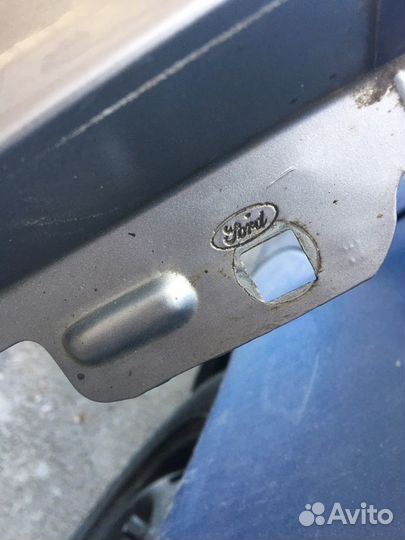 Крыло переднее левое на Форд Фокус-1 Европеец