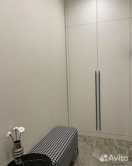 Распашной шкаф