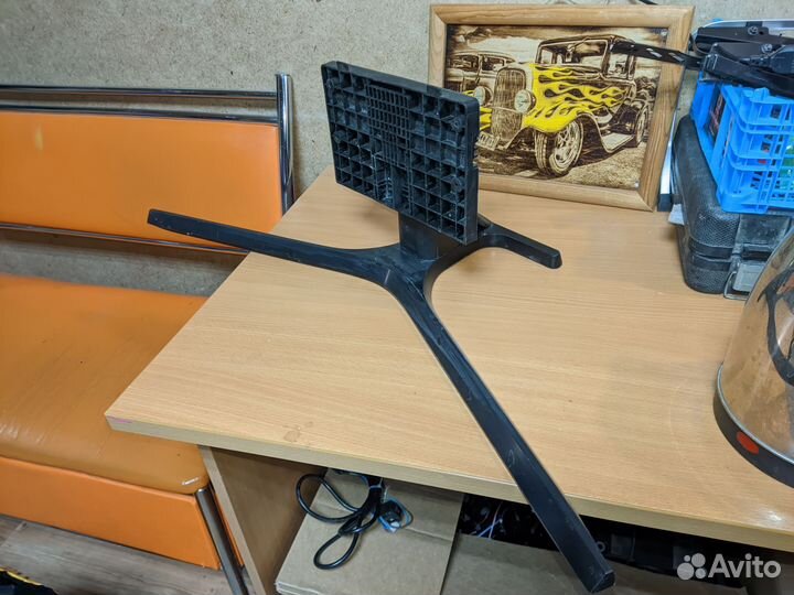 Подставка для телевизора Samsung и другие