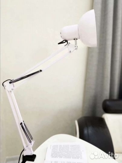 Лампа настольная