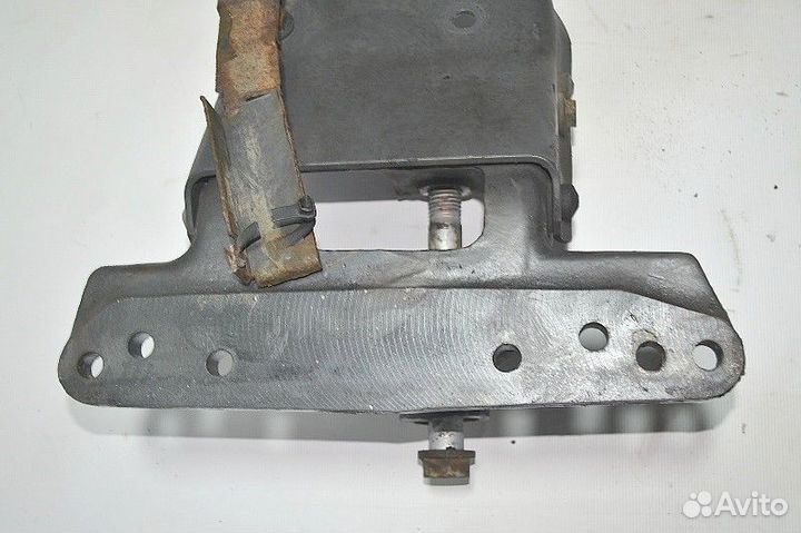 Траверса рамы volvo FH (01.12)