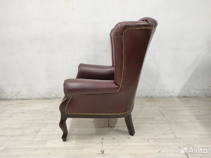 Кресло конференц Амадей К104 (кожа) б/у 12496