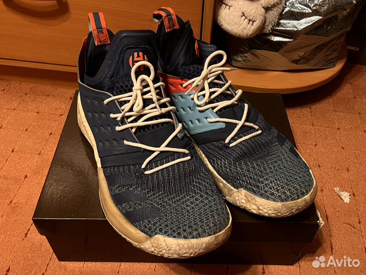 Баскетбольные кроссовки adidas harden v2.0