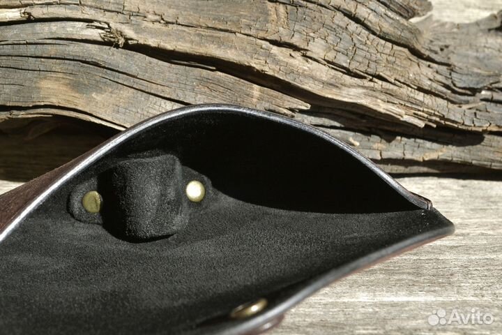 Кожаный чехол для очков на заказ