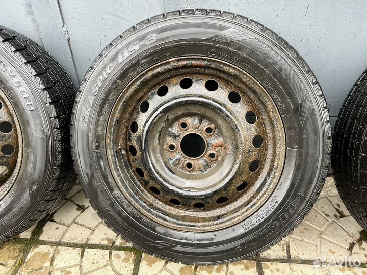 Dunlop Graspic DS3 205/65 R16