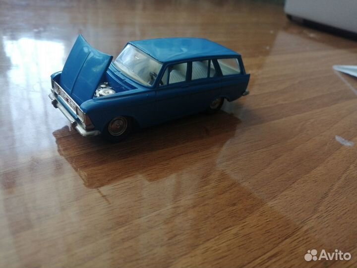 Модель автомобиля москвич 427