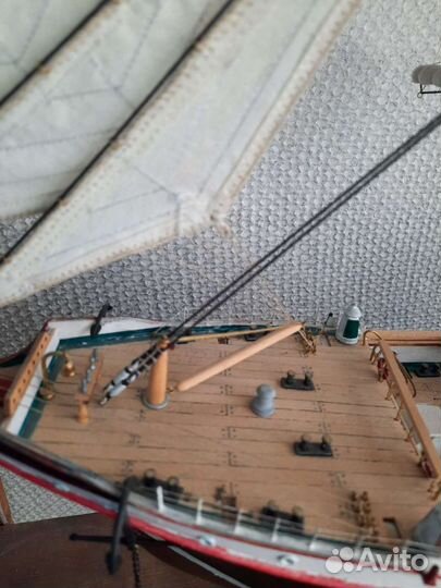 Модель парусника Седов