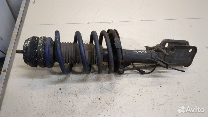 Амортизатор подвески левый передний Mercedes Vito W638