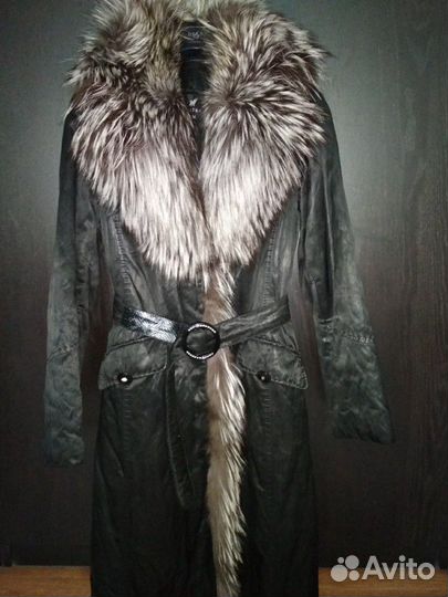Зимнее пальто с натуральным мехом р. M
