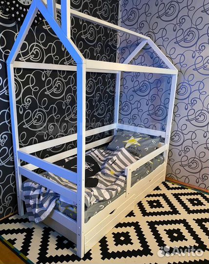 Детская кровать-домик