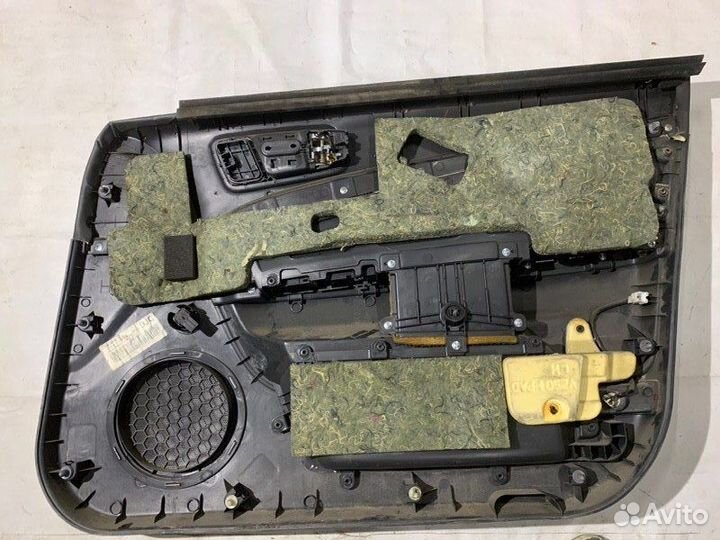 Обшивка двери передняя левая Chevrolet Epica 1