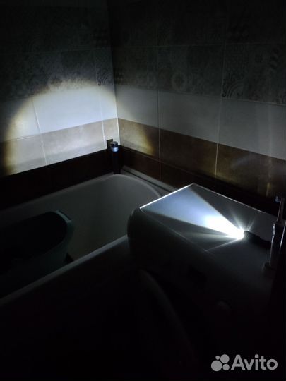 Компактный светодиодный фонарь эра