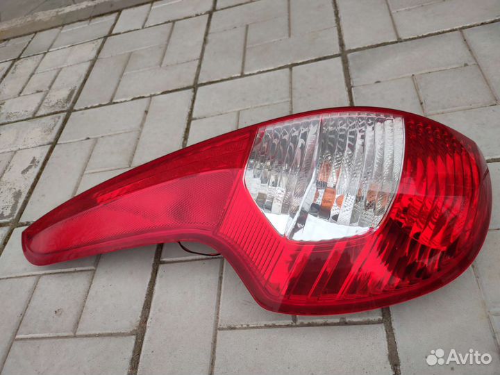Фонарь задний левый лада калина