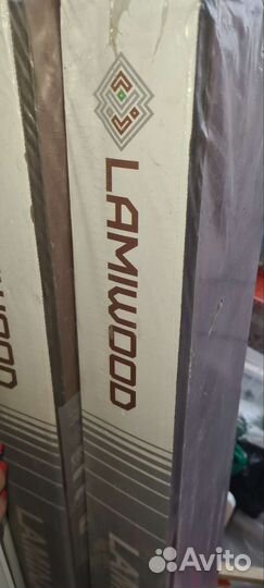 Продам даминат белый глянец, 3 упауовки