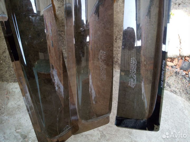 Дефлектор (ветровик) Hyundai, Renault, Kia Rio