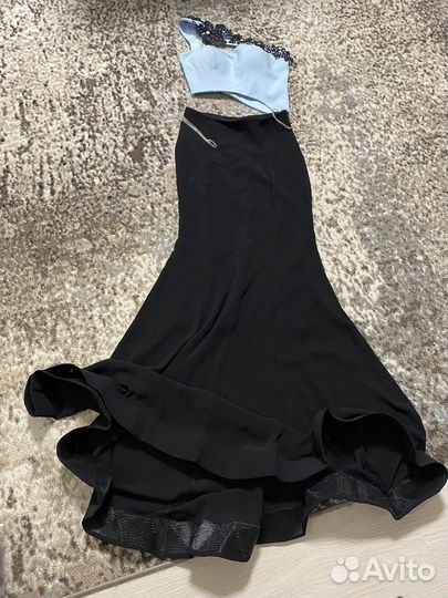 Платье вечернее
