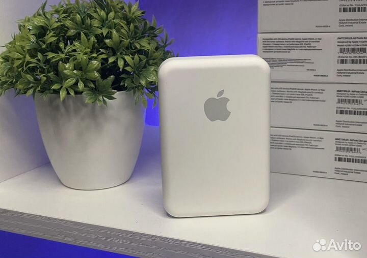 Magsafe battery pack