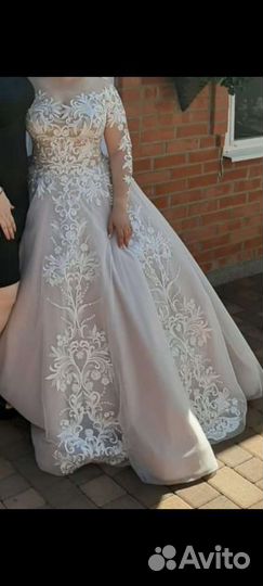 Свадебное платье 44-46 р